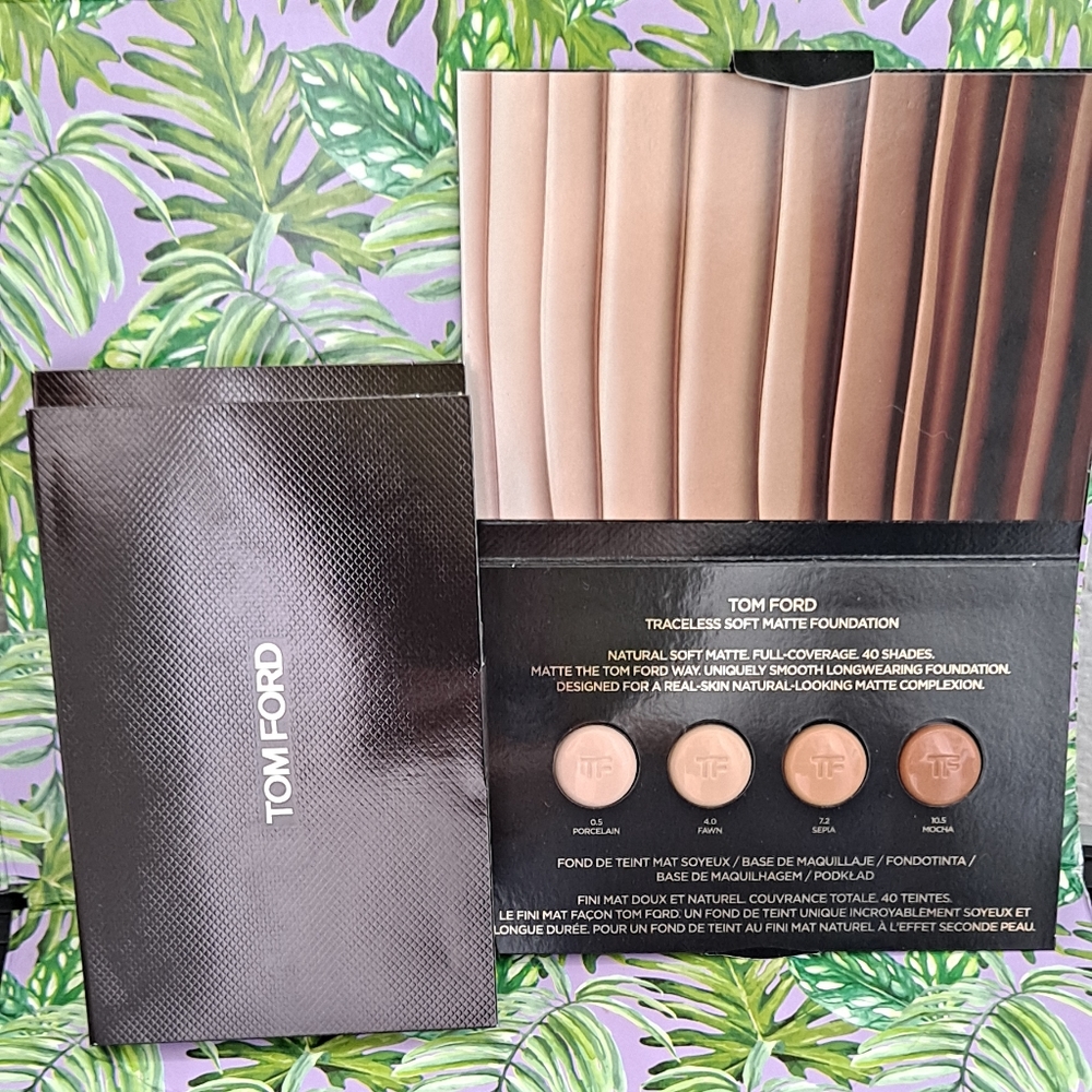 2x TOM FORD Traceless Soft Matte Foundation Sample Card with 4 Shades New